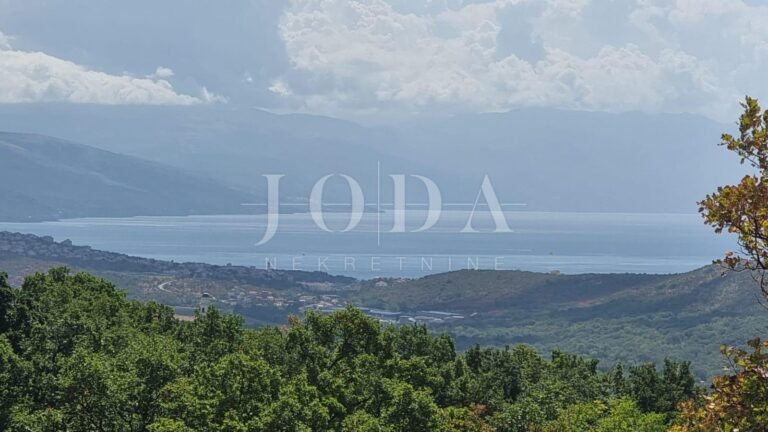 Građevinsko zemljište  12000m2 u Bribiru sa pogledom na more | Adriatic Real