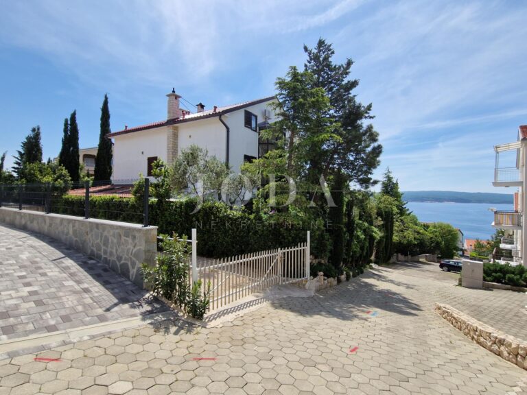 lijepa kuća sa velikom okućnicom | Adriatic Real