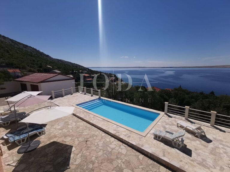 Karlobag kuća s bazenom | Adriatic Real