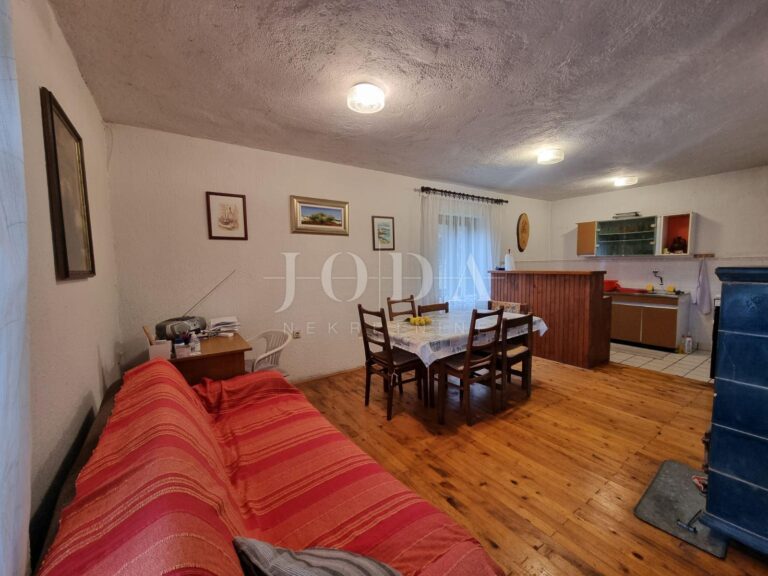 kuća na parceli od 1770m2 | Adriatic Real