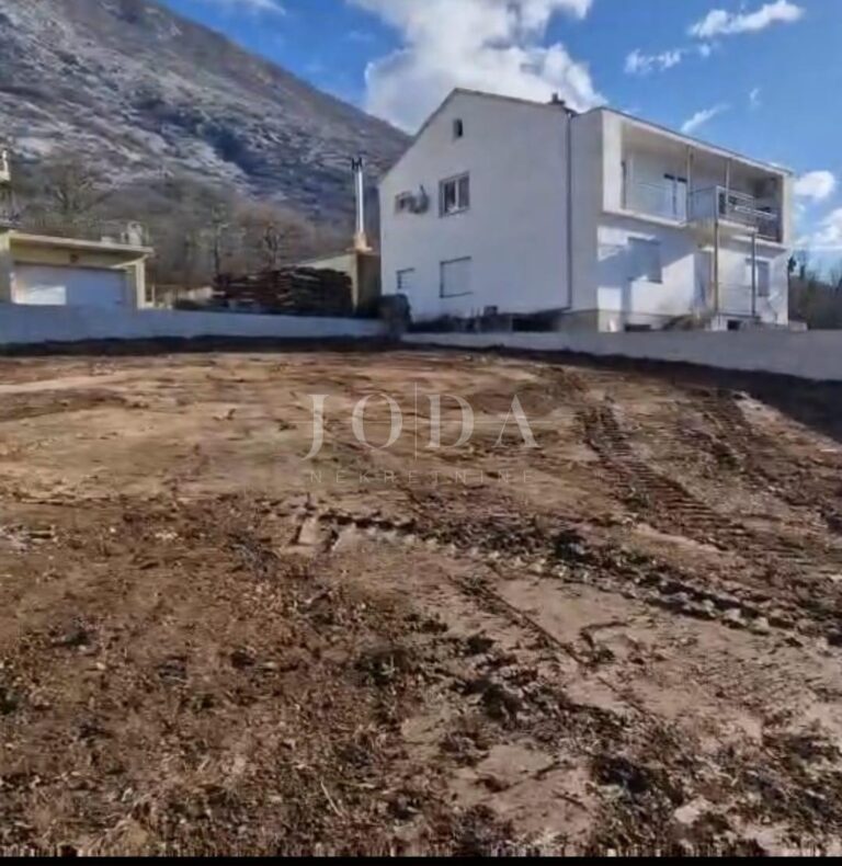 građevinski teren 517m2 | Adriatic Real