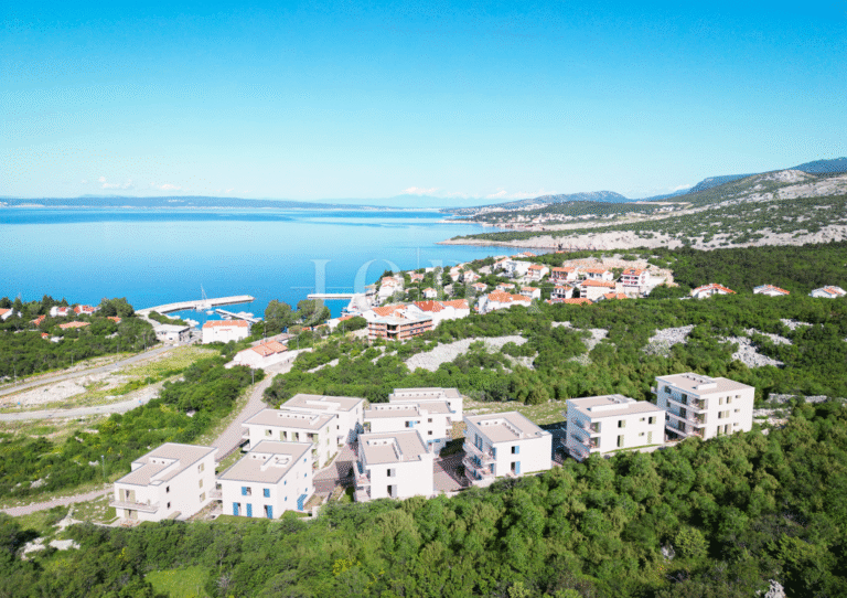 Klenovica zemljište za 72 apartmana | Adriatic Real