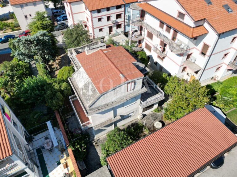 idealna prilika za renovaciju u drugom redu | Adriatic Real