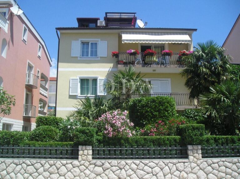 Kuća sa 5 apartmana | Adriatic Real