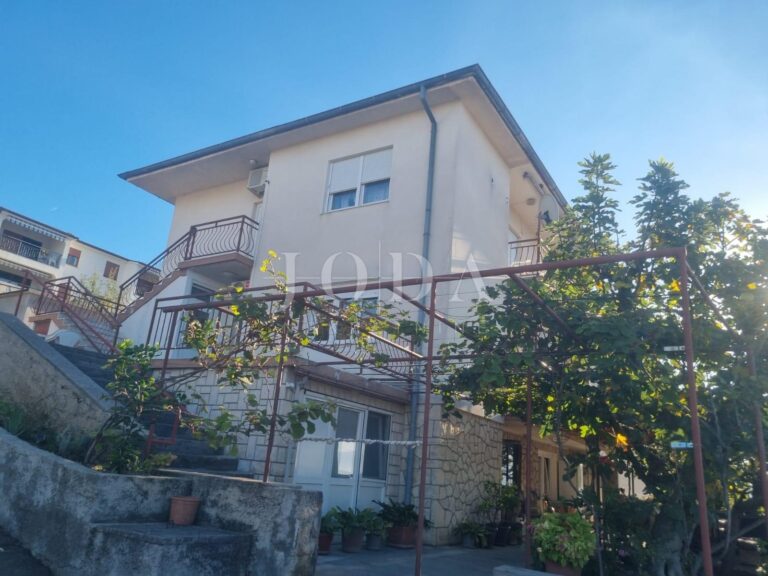 Prekrasna kuća sa pogledom na more | Adriatic Real