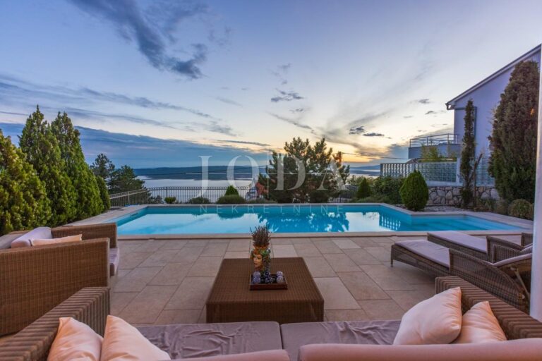 Crikvenica villa na prodaju | Adriatic Real
