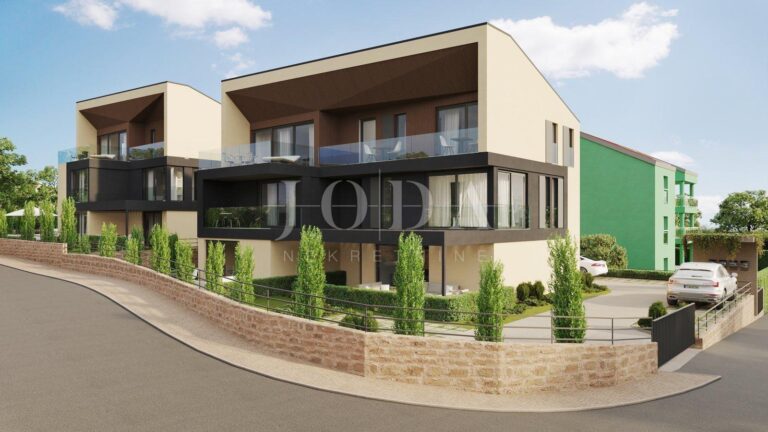 Dvoetažni apartma z vrtom - v izgradnji