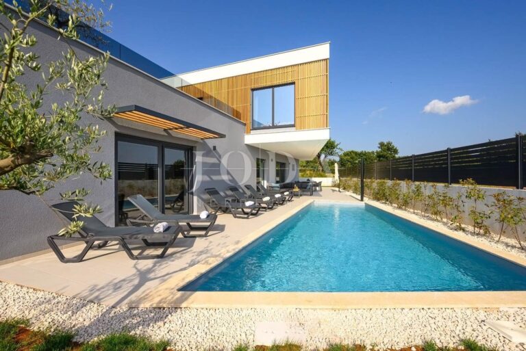 moderna nova Villa | Adriatic Real