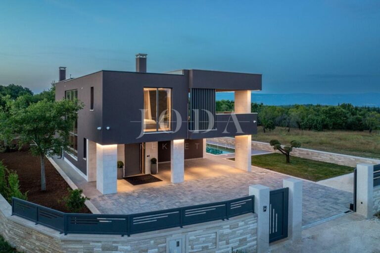predivna dizajnerska Villa sa pogledom na more | Adriatic Real