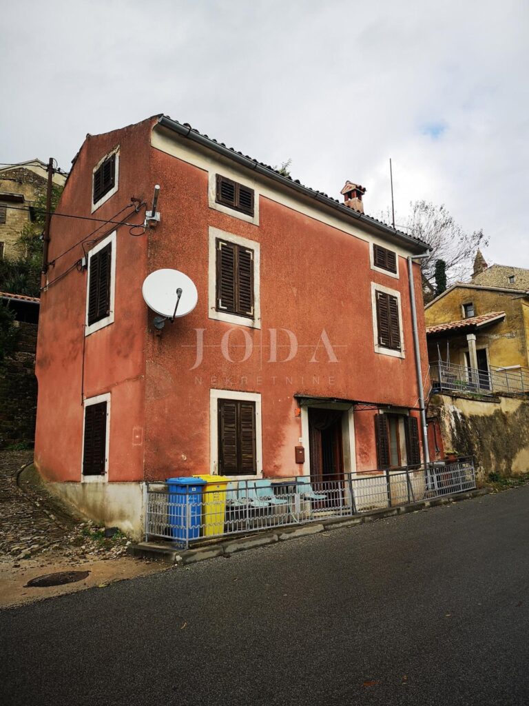 Samostojeća kuća