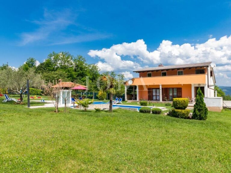 kuća za odmor sa bazenom | Adriatic Real
