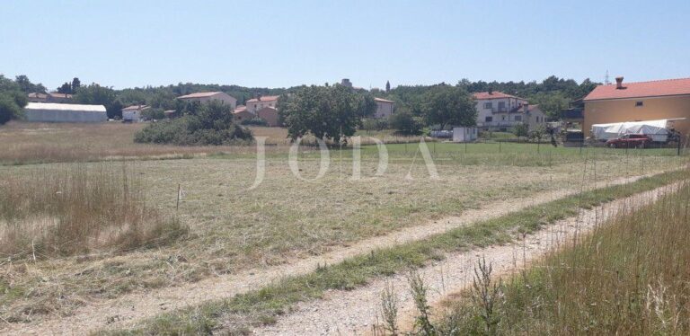 Građevinska parcela Kršan | Adriatic Real