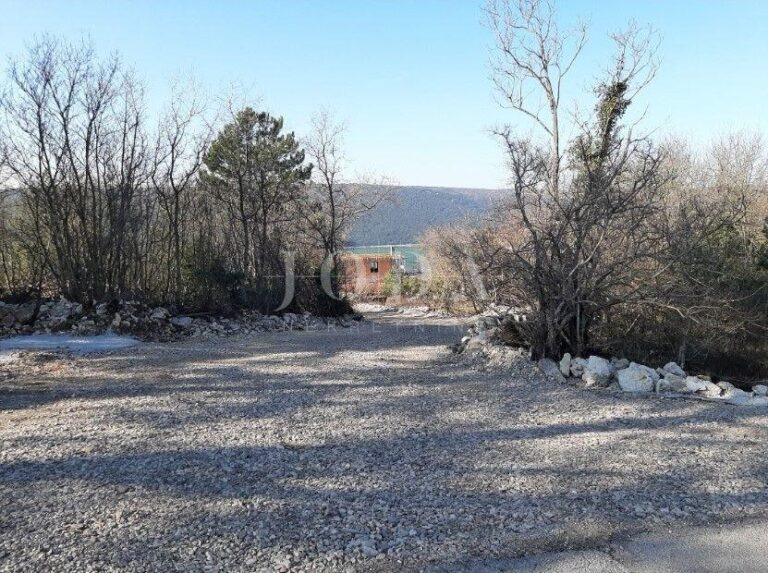 TRGET Građevinsko zemljište sa pogledom na more | Adriatic Real