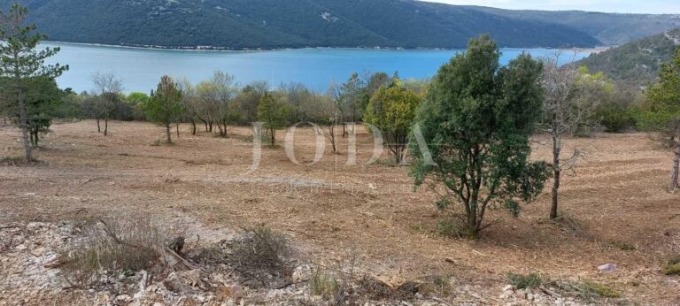 Atraktivno građevinsko zemljište sa pogledom na more | Adriatic Real