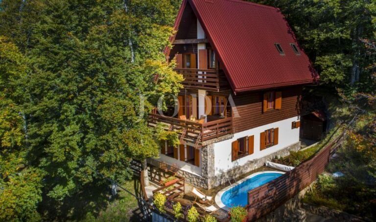 Atraktivna kuća na Platku | Adriatic Real