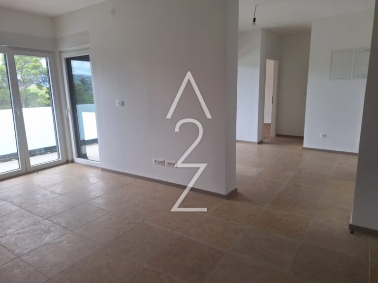 50 M2 | Starigrad