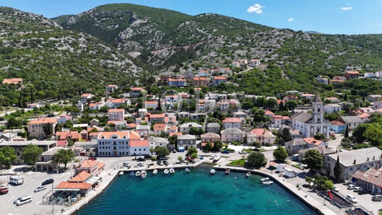 Sveti Juraj kamena kuća na moru | Adriatic Real