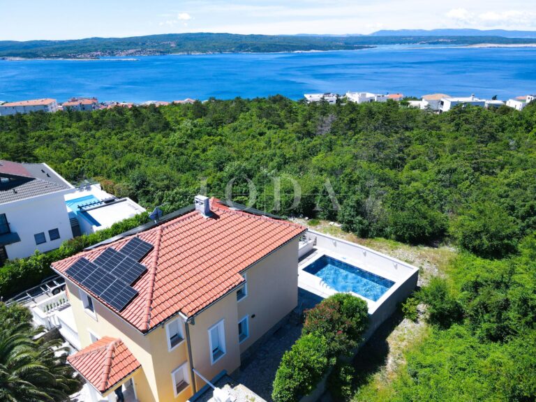 vila sa bazenom i pogledom na more! | Adriatic Real