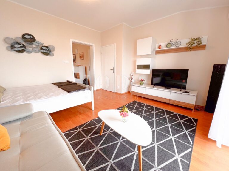 Crikvenica-stan 70m od mora | Adriatic Real