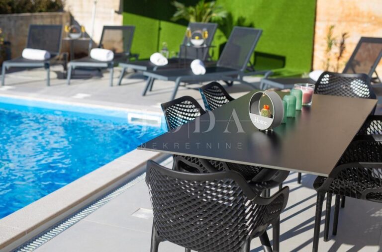Luksuzni apartman u Malinskoj | Adriatic Real