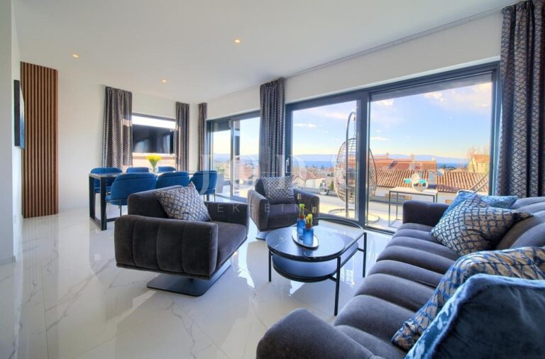 Penthouse u Malinskoj s pogledom na more | Adriatic Real