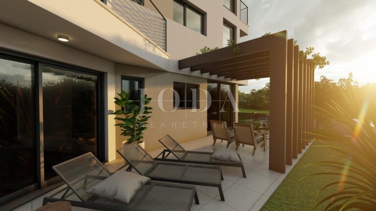 Apartman u prizemlju ville u izgradnji