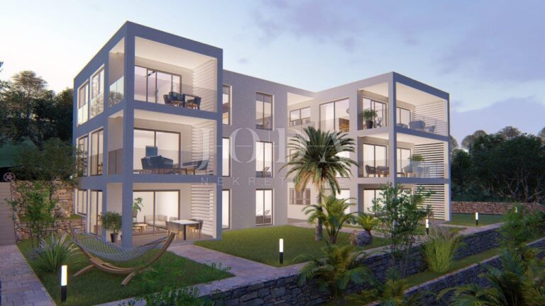 Prekrasan apartman s pogledom na Kvarnerski zaljev u Omišlju | Adriatic Real