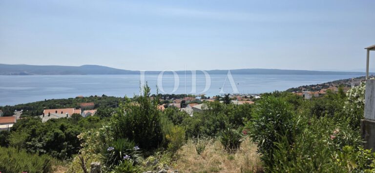 Garsonijera s panoramskim pogledom na more – Novi Vinodolski | Adriatic Real