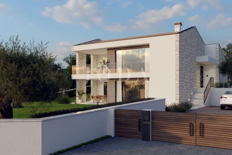 Prekrasno građevinsko zemljište u blizini Labina | Adriatic Real