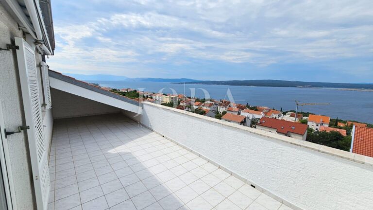 Dramalj stan s predivnim pogledom na more | Adriatic Real