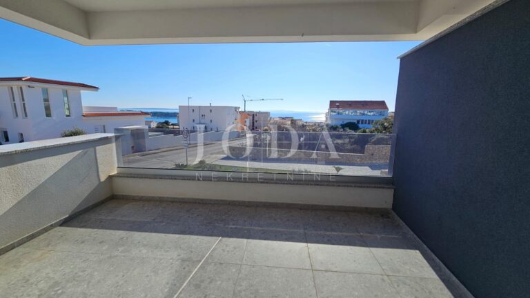 Novalja novogradnja:        