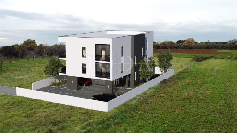 dvosoban stan u prizemlju s vrtom moderne novogradnje | Adriatic Real