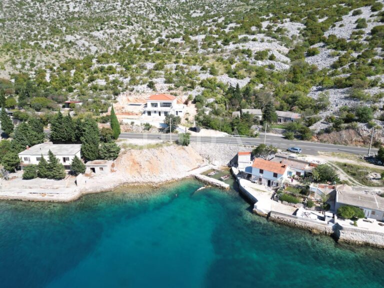 Lukovo Šugarje moderna kuća na moru | Adriatic Real