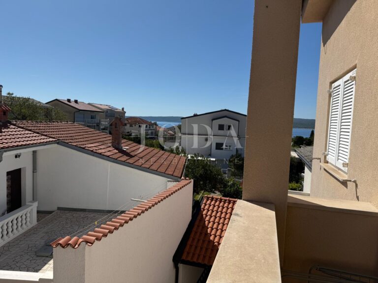 Selce dvoetažni stan | Adriatic Real