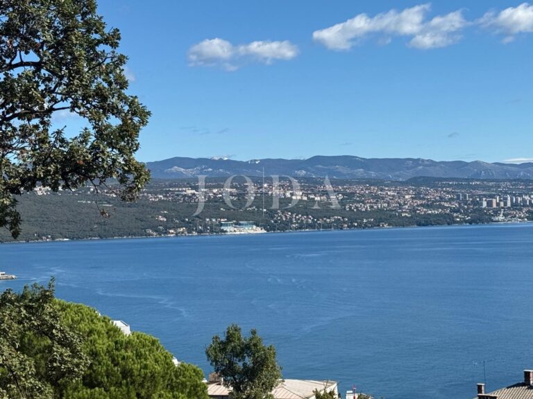 Opatija stan s prekrasnim pogledom na more | Adriatic Real