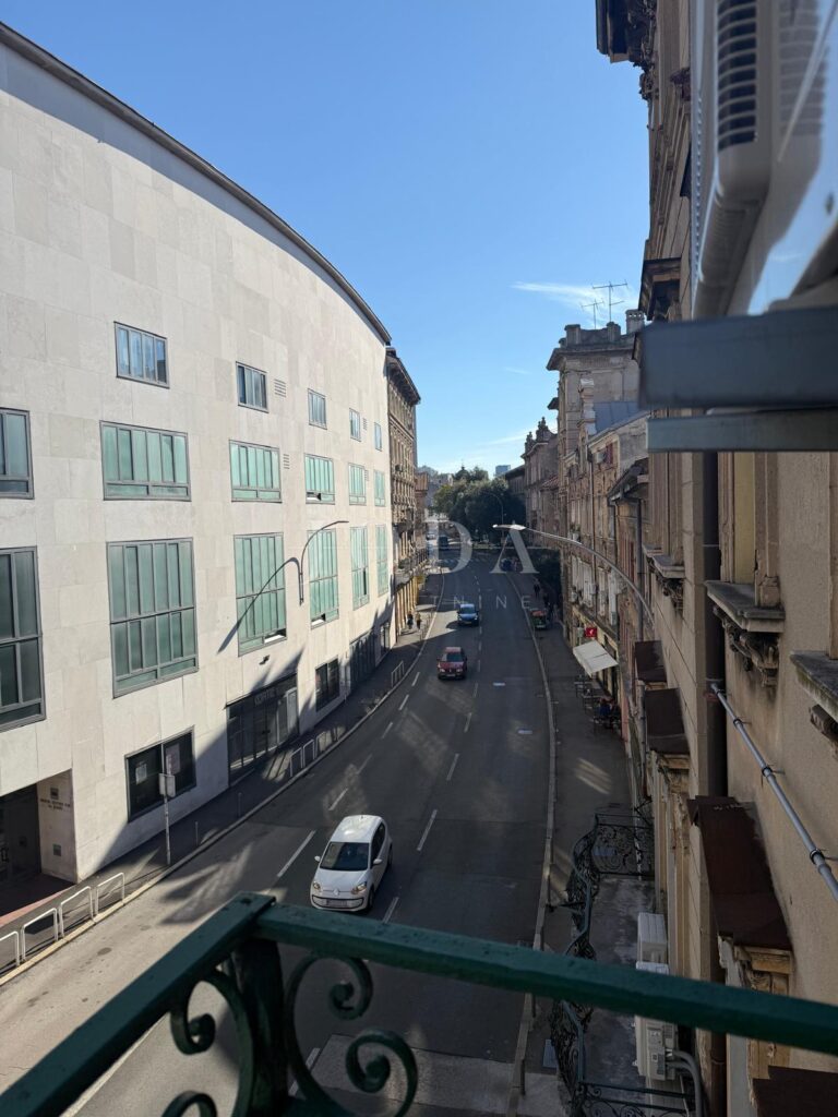 Rijeka - prostran stan u centru | Adriatic Real