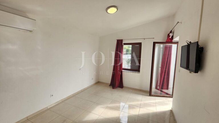 Dramalj studio apartman sa parkingom | Adriatic Real