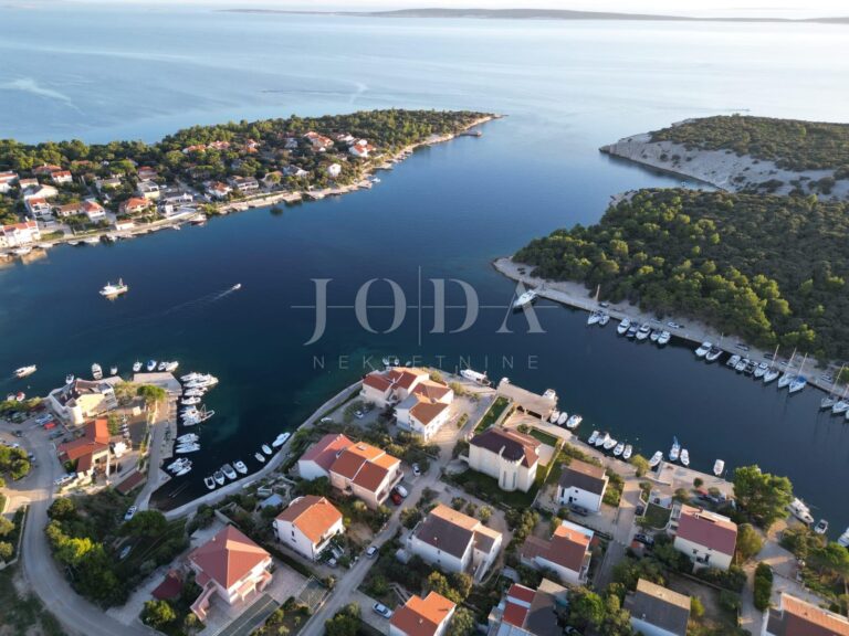 Savršen spoj luksuza i mora – novogradnja u Punta Šimunima | Adriatic Real