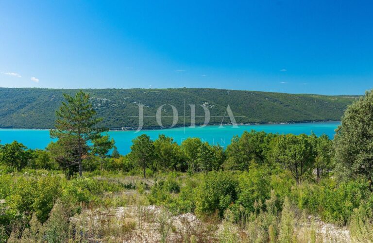 Trgetari | Adriatic Real