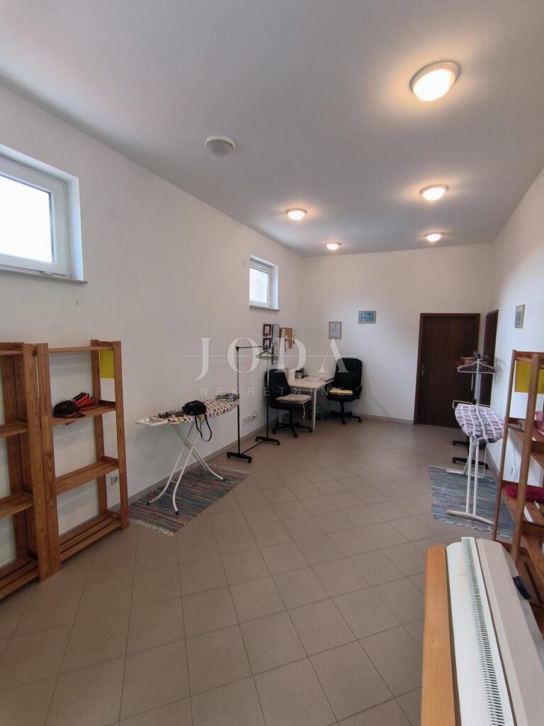 Poslovni prostor na odličnoj lokaciji u Novom Vinodolskom | Adriatic Real