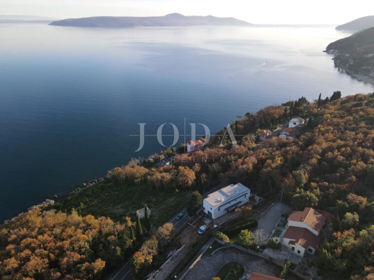 bazenima i wellnessom | Adriatic Real