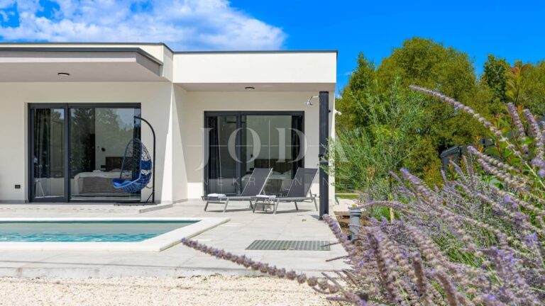 KANFANAR okolica | Adriatic Real