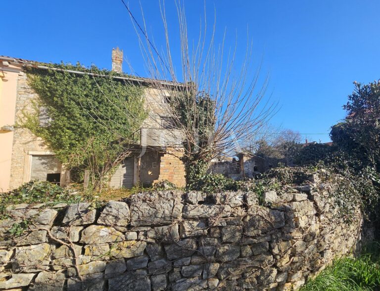 Kamena istarska kuća za adaptaciju