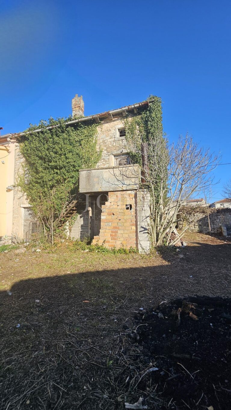 SVETVINČENAT okolica | Adriatic Real