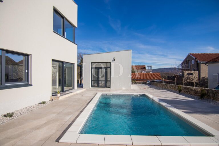 moderna villa sa bazenom | Adriatic Real