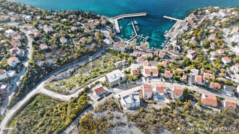 Klenovica - stanovi u novogradnji blizu mora:        