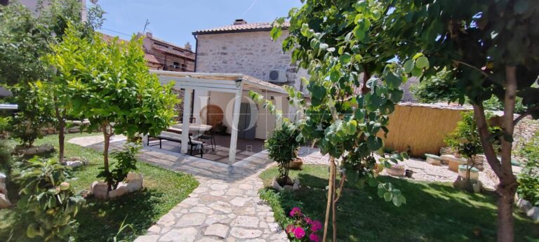 Kamena istarska kuća