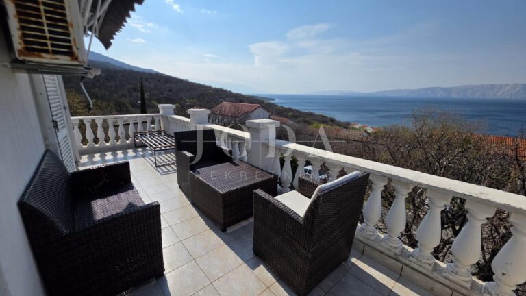 Smokvica Krmpotska kuća s dva apartmana | Adriatic Real