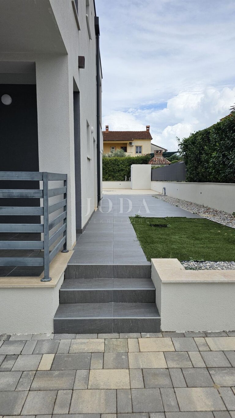 NOVIGRAD okolica | Adriatic Real