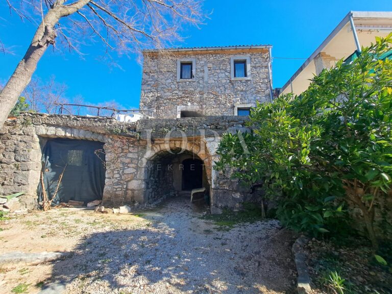Otok Krk - kamena kuća za adaptaciju | Adriatic Real